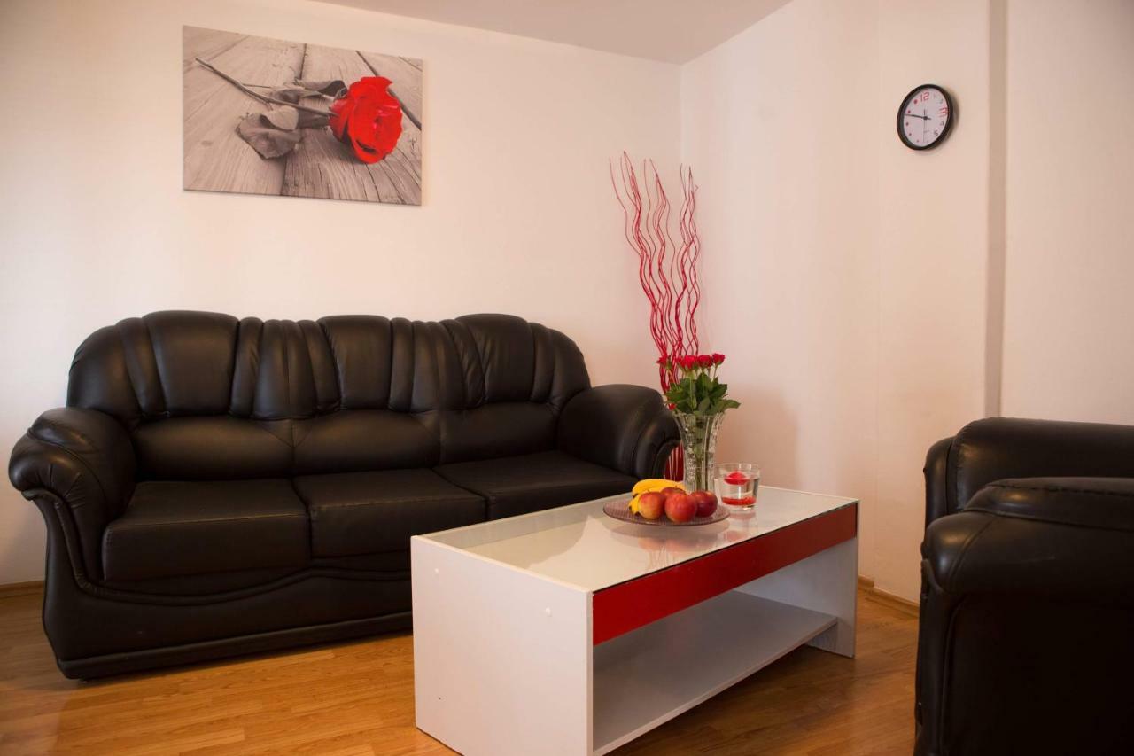 Apartman Antea Оточац Екстер'єр фото